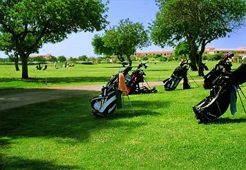 Marriott Driving Dange mit Taschen marriott driving range mit taschen