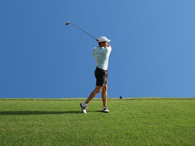 Golfspieler auf dem Golfsplatz